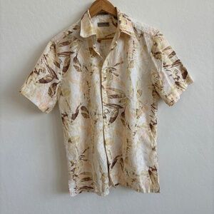 Natural Blue by Visitor Linen Blend Tropical  Button Down Shirt - Men’s Medium